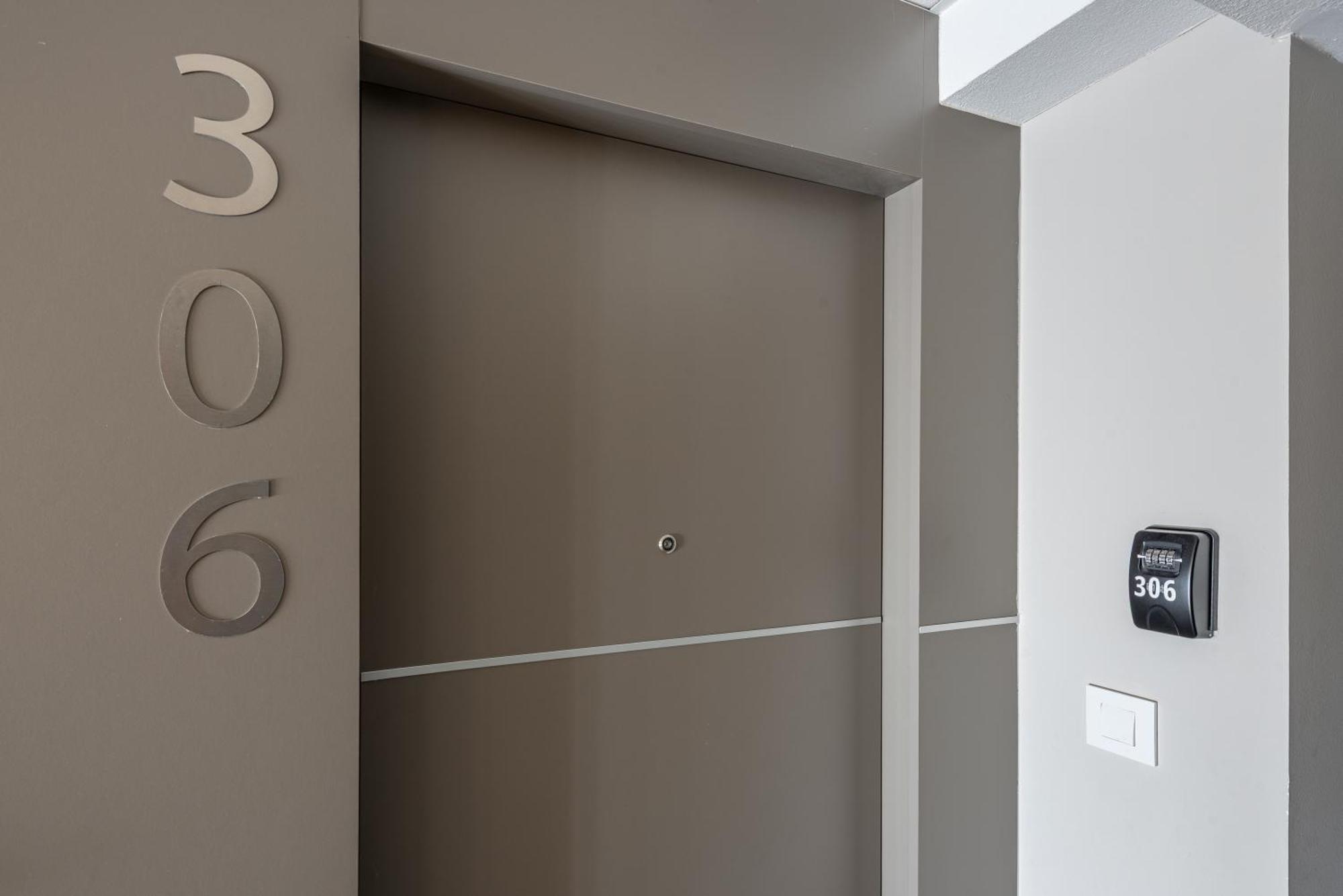טראגונה Apartamentos Astoria מראה חיצוני תמונה